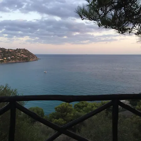 Piccolo Con Incantevole Vista Mare Marongiu
