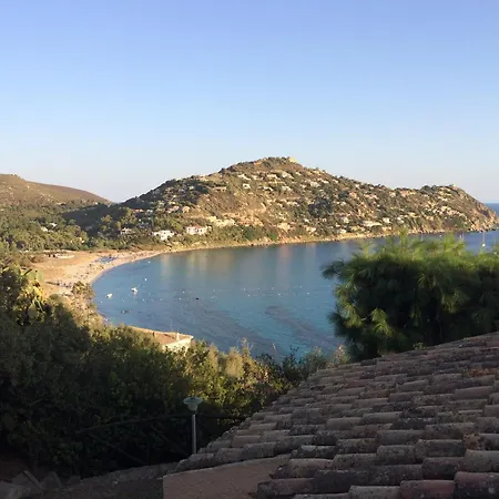 Holiday home Piccolo Con Incantevole Vista Mare Marongiu